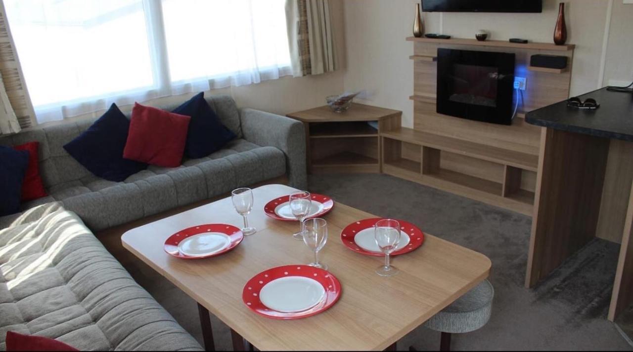3 Bed Holiday Home Poole Dış mekan fotoğraf